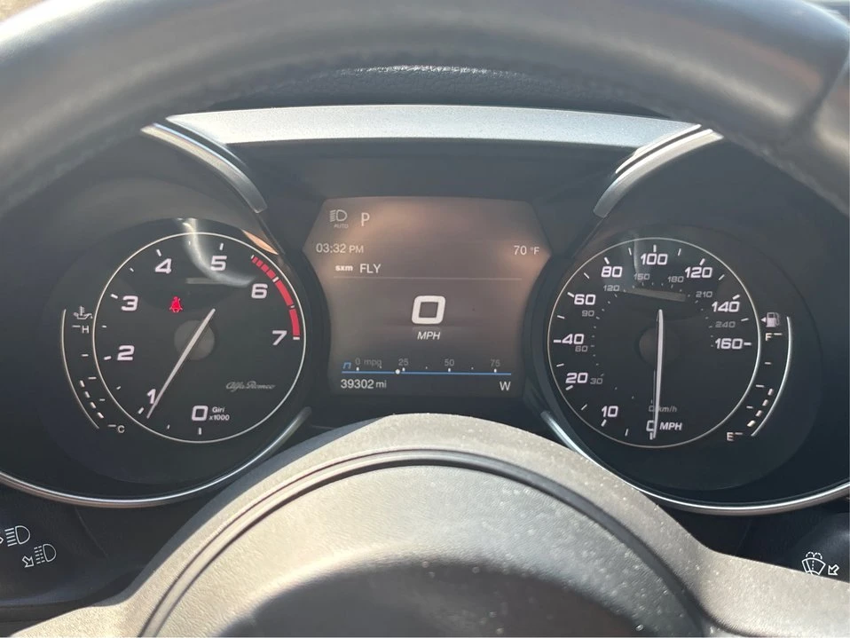 2022 Alfa Romeo Giulia - Image 17 of 20