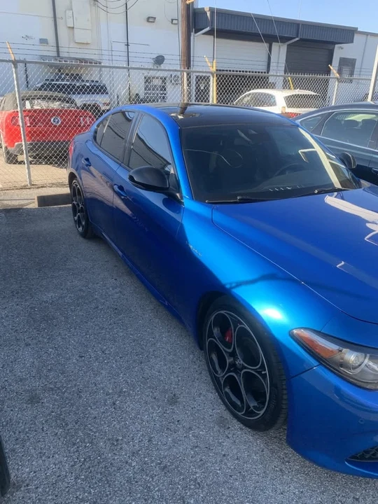 2022 Alfa Romeo Giulia - Image 2 of 6