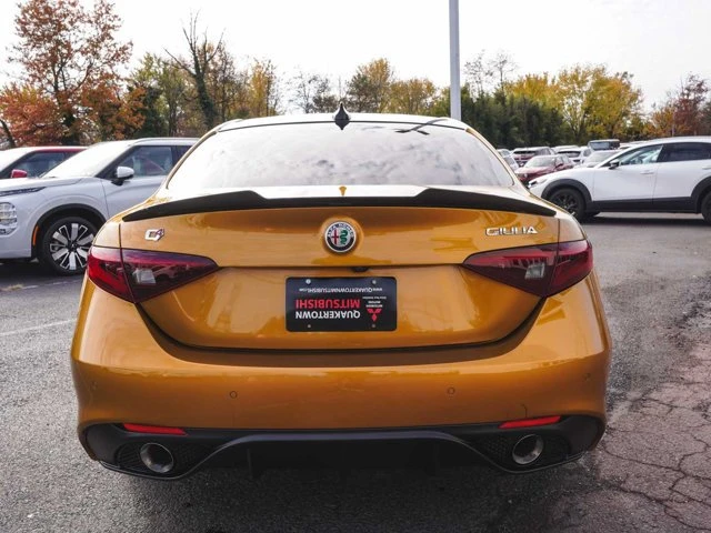 2022 Alfa Romeo Giulia - Image 6 of 9