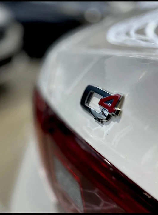 2022 Alfa Romeo Giulia - Image 9 of 16