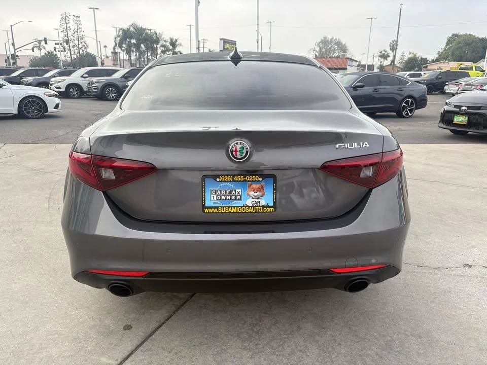 2022 Alfa Romeo Giulia - Image 6 of 20