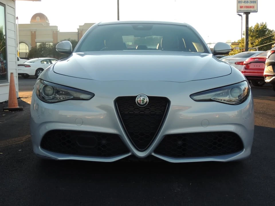 2022 Alfa Romeo Giulia - Image 3 of 20