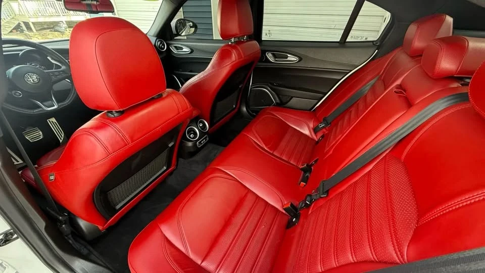 2022 Alfa Romeo Giulia - Image 20 of 20