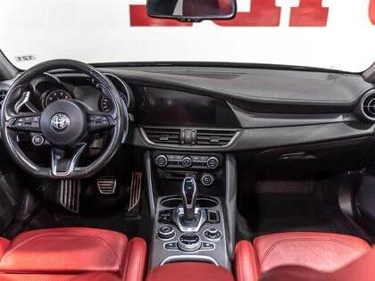 2022 Alfa Romeo Giulia - Image 7 of 9