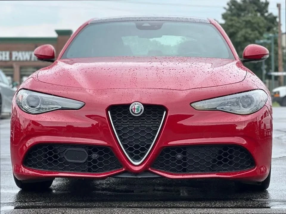2022 Alfa Romeo Giulia - Image 12 of 20
