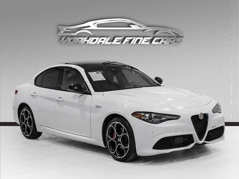 2022 Alfa Romeo Giulia - Image 2 of 15