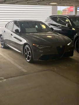 2022 Alfa Romeo Giulia