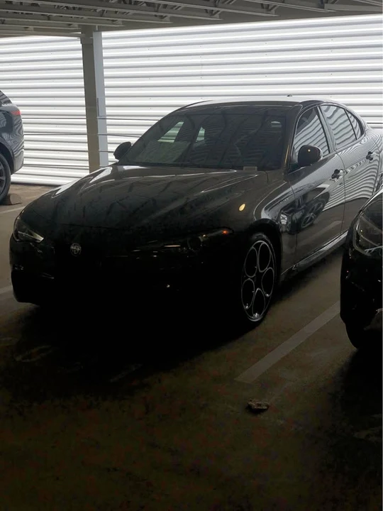 2022 Alfa Romeo Giulia - Image 2 of 7