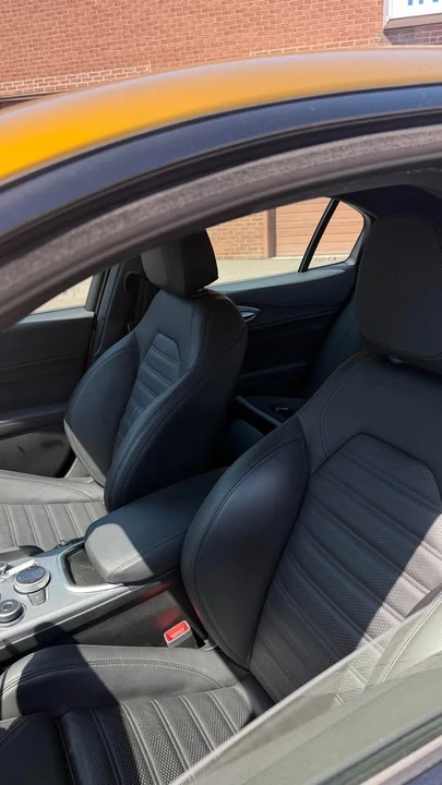 2022 Alfa Romeo Giulia - Image 9 of 15