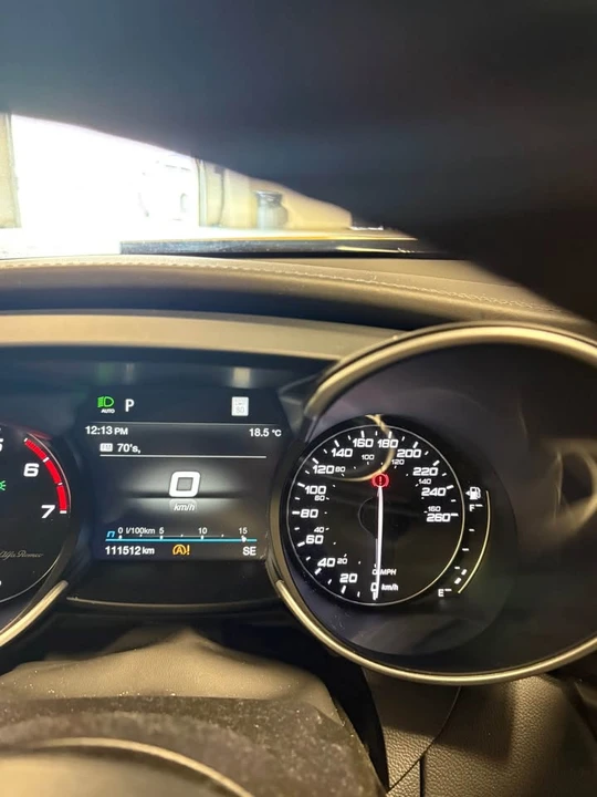 2022 Alfa Romeo Giulia - Image 13 of 16