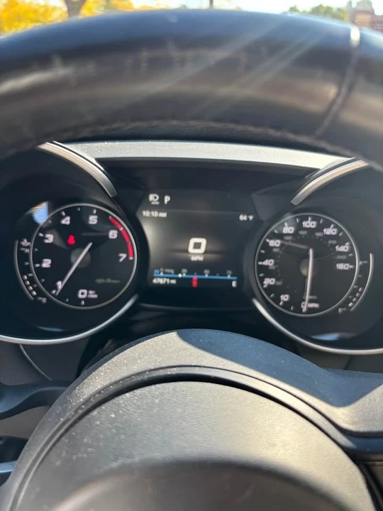 2022 Alfa Romeo Giulia - Image 6 of 6