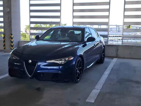 2022 Alfa Romeo Giulia Sport Sedan