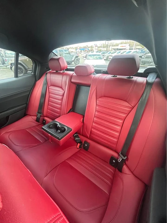 2022 Alfa Romeo Giulia - Image 10 of 12