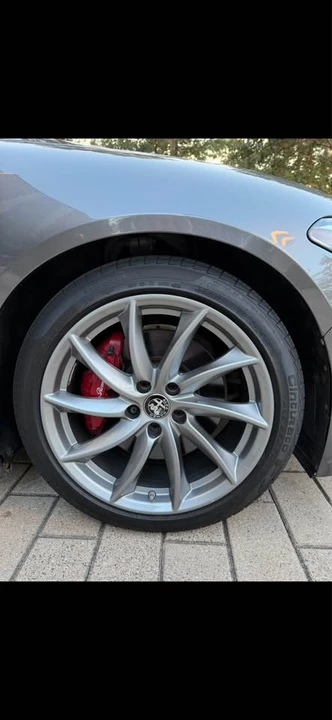 2022 Alfa Romeo Giulia - Image 12 of 14