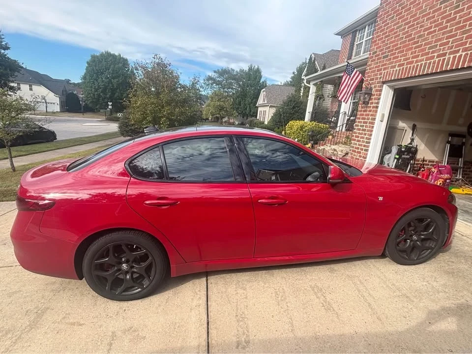 2022 Alfa Romeo Giulia - Image 4 of 8