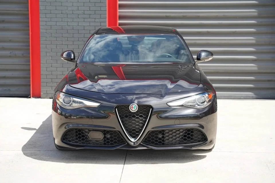 2022 Alfa Romeo Giulia - Image 3 of 18