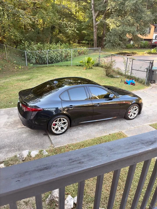 2022 Alfa Romeo Giulia - Image 2 of 3