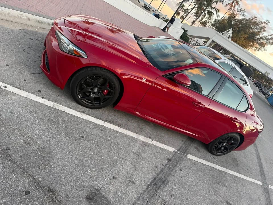 2022 Alfa Romeo Giulia - Image 2 of 4