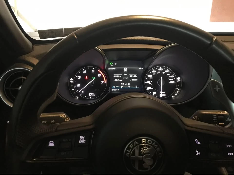 2022 Alfa Romeo Giulia - Image 8 of 15