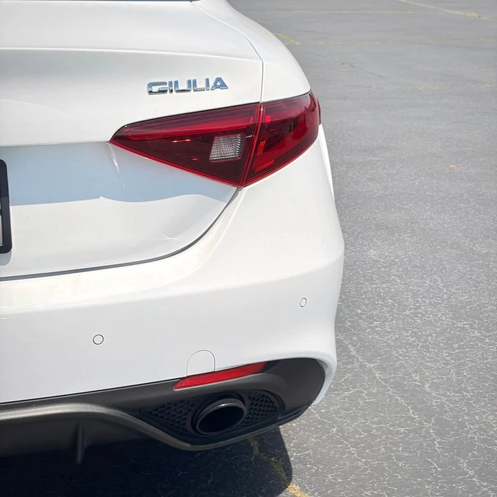 2022 Alfa Romeo Giulia - Image 4 of 20