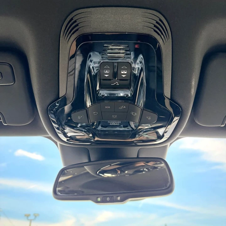 2022 Alfa Romeo Giulia - Image 20 of 20