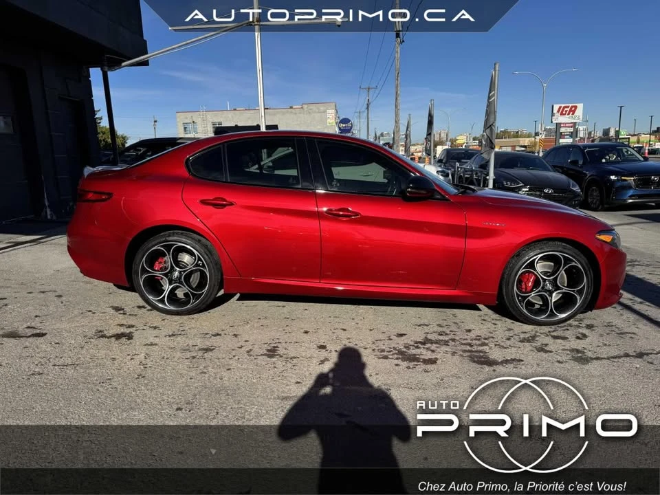 2022 Alfa Romeo Giulia - Image 3 of 19