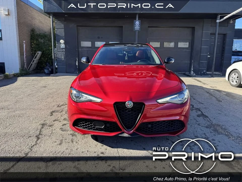 2022 Alfa Romeo Giulia - Image 2 of 20