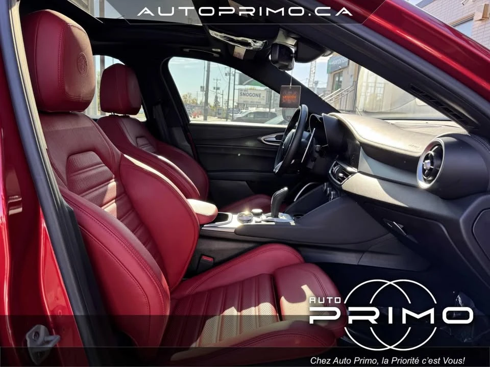 2022 Alfa Romeo Giulia - Image 19 of 20