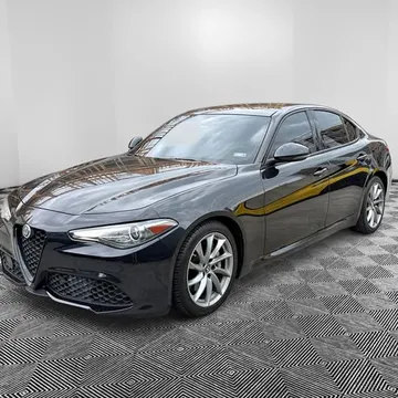 2022 Alfa Romeo Giulia