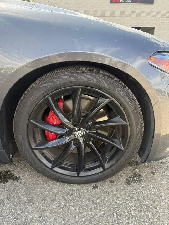 2022 Alfa Romeo Giulia - Image 5 of 14
