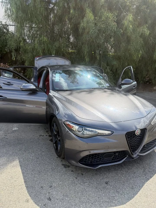 2022 Alfa Romeo Giulia - Image 3 of 14