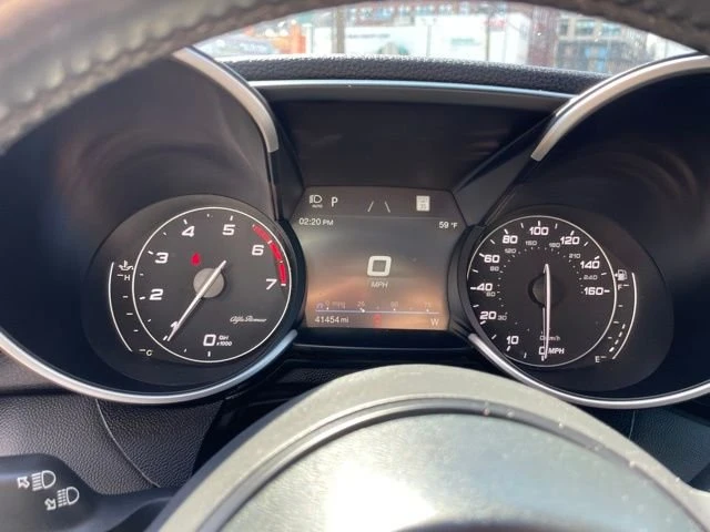 2022 Alfa Romeo Giulia - Image 20 of 20