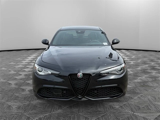 2022 Alfa Romeo Giulia - Image 2 of 19