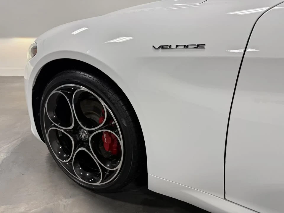 2022 Alfa Romeo Giulia - Image 3 of 20