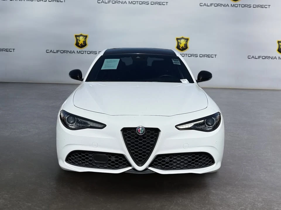 2022 Alfa Romeo Giulia - Image 8 of 20