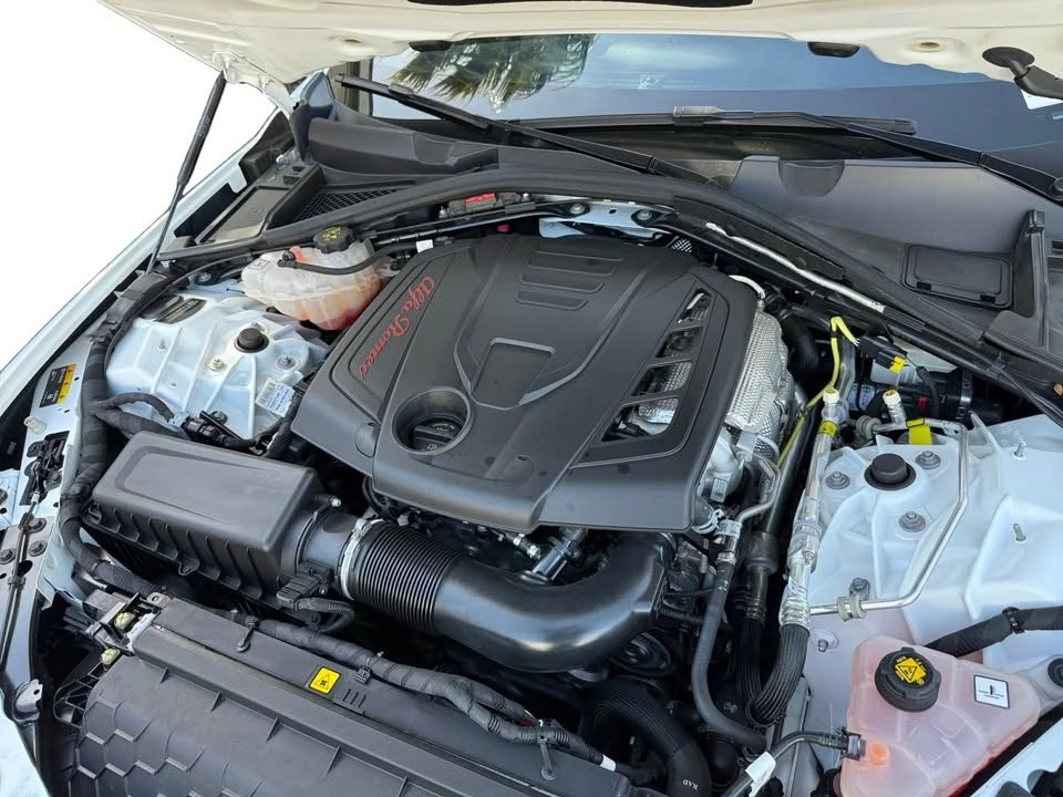 2022 Alfa Romeo Giulia - Image 12 of 20