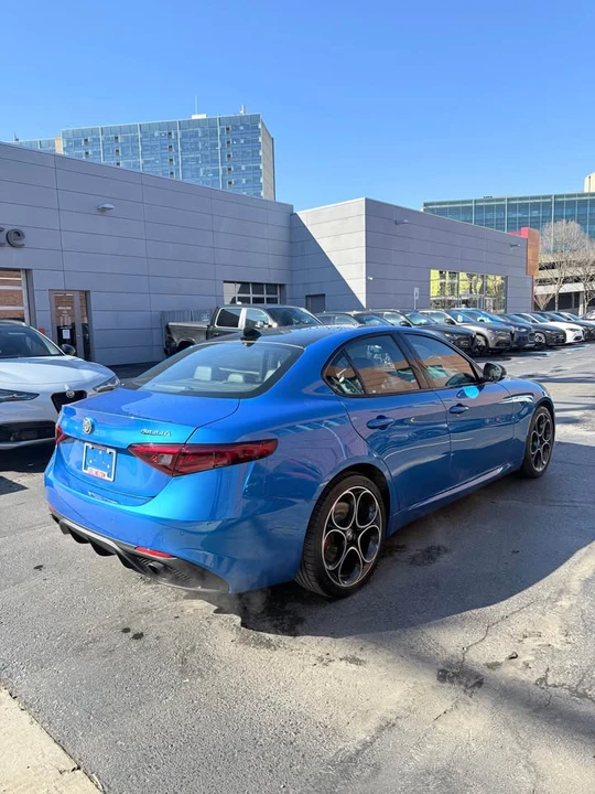 2022 Alfa Romeo Giulia - Image 3 of 14