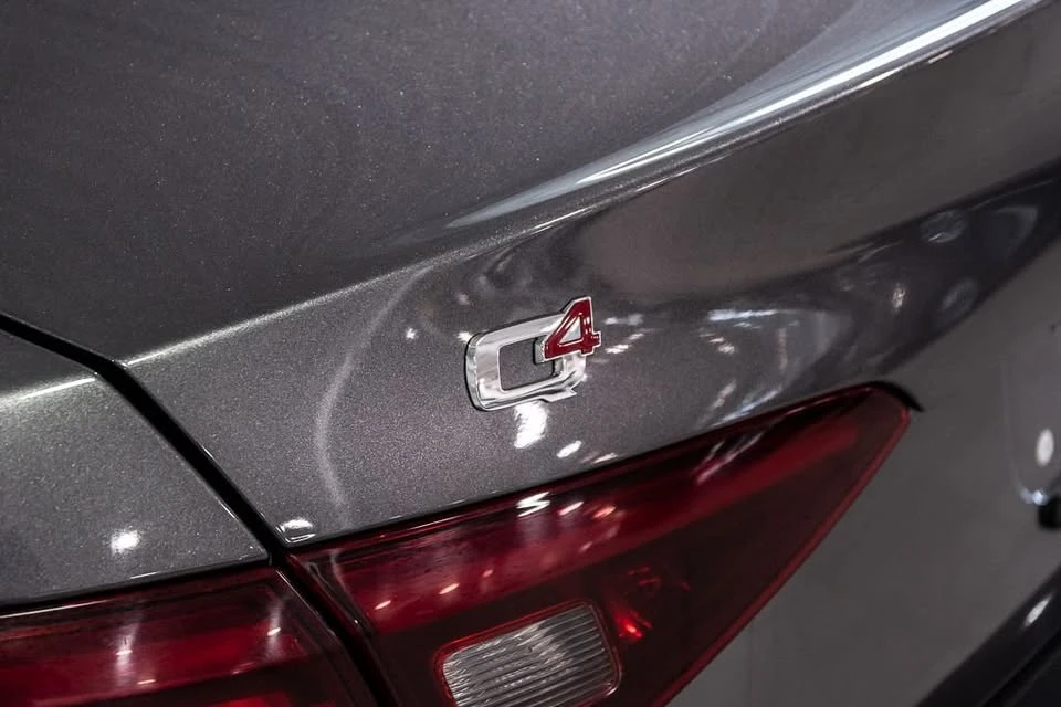 2022 Alfa Romeo Giulia - Image 16 of 19