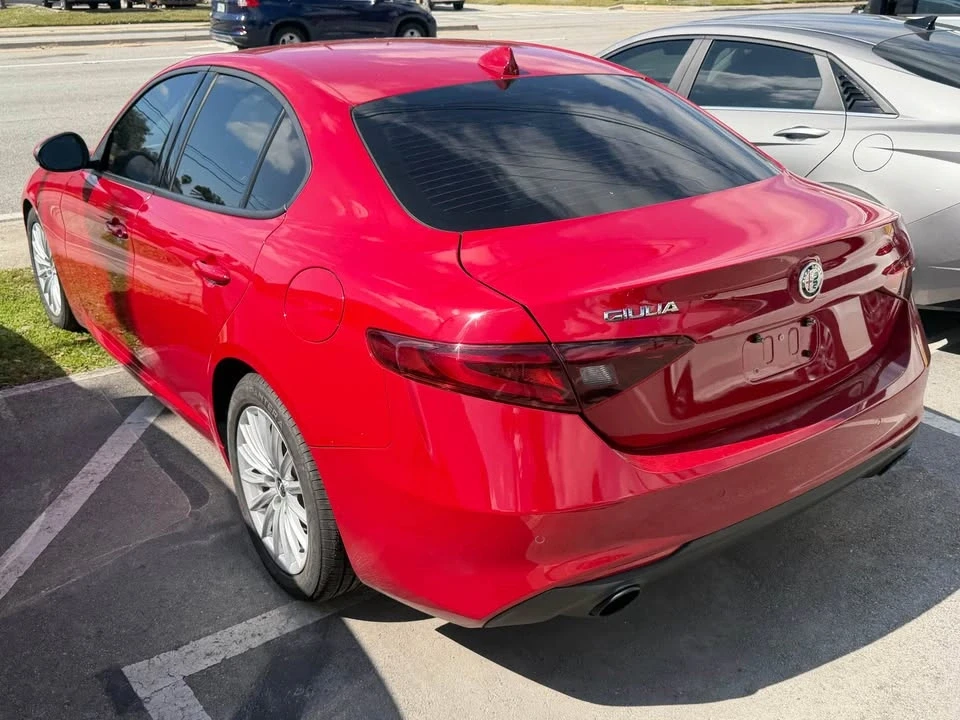 2022 Alfa Romeo Giulia - Image 3 of 12