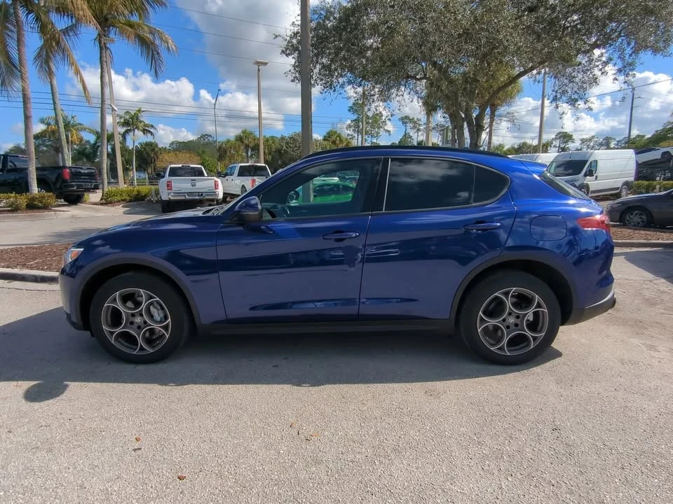 2022 Alfa Romeo Stelvio - Image 3 of 6