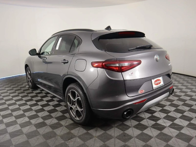 2022 Alfa Romeo Stelvio - Image 4 of 12