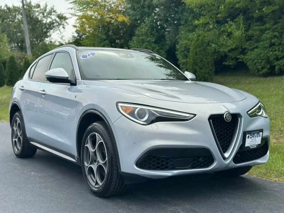 2022 Alfa Romeo Stelvio - Image 12 of 20