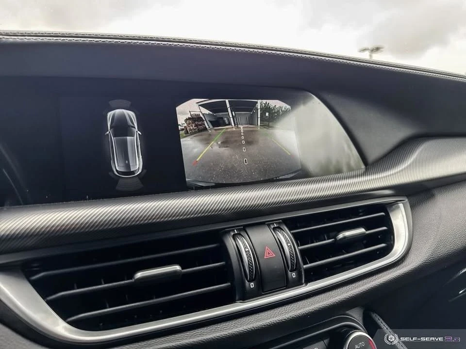 2022 Alfa Romeo Stelvio - Image 8 of 11