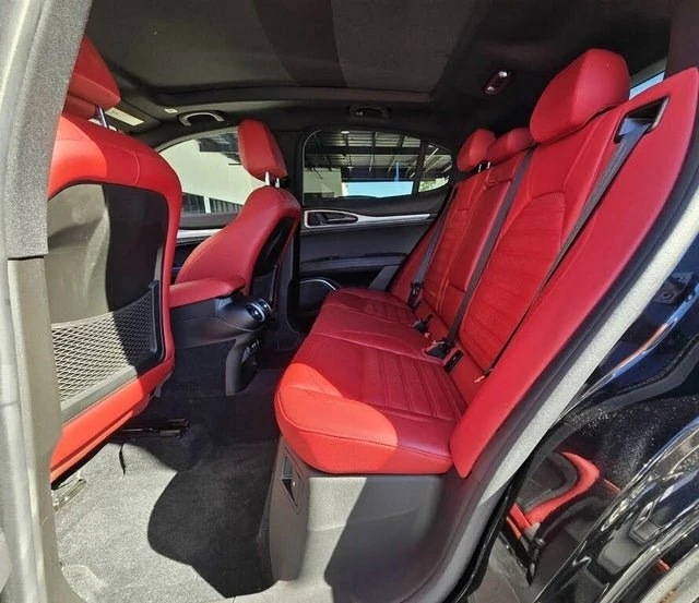 2022 Alfa Romeo Stelvio - Image 12 of 16