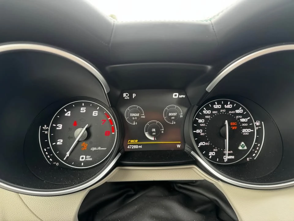 2022 Alfa Romeo Stelvio - Image 9 of 11