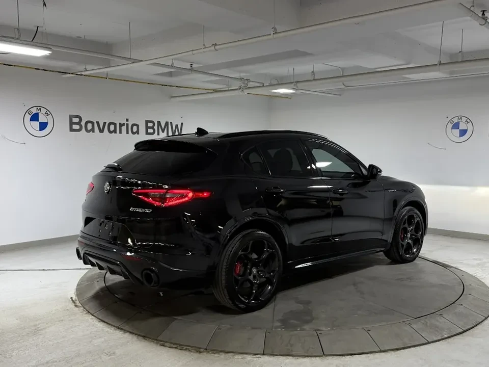 2022 Alfa Romeo Stelvio - Image 6 of 16