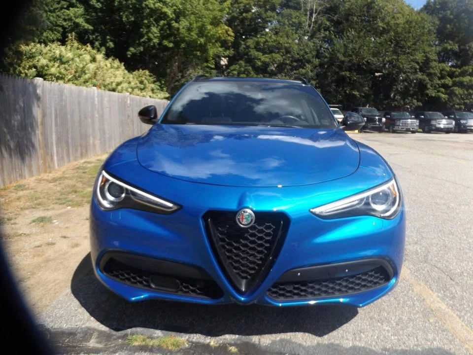 2022 Alfa Romeo Stelvio - Image 8 of 19