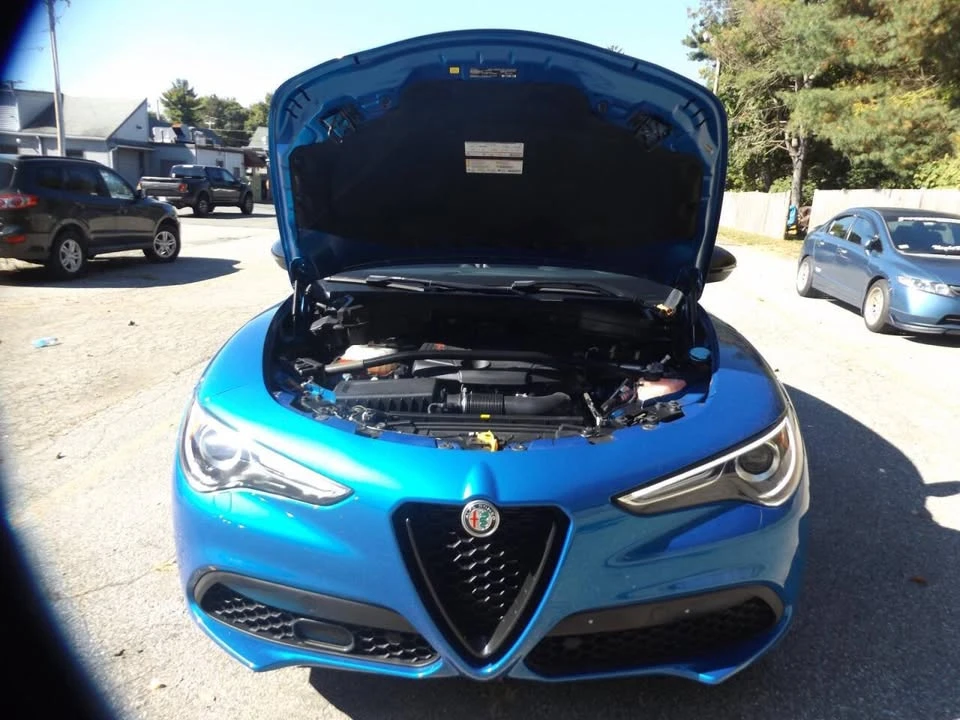 2022 Alfa Romeo Stelvio - Image 9 of 19