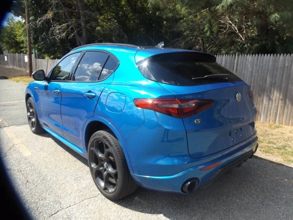 2022 Alfa Romeo Stelvio - Image 3 of 19