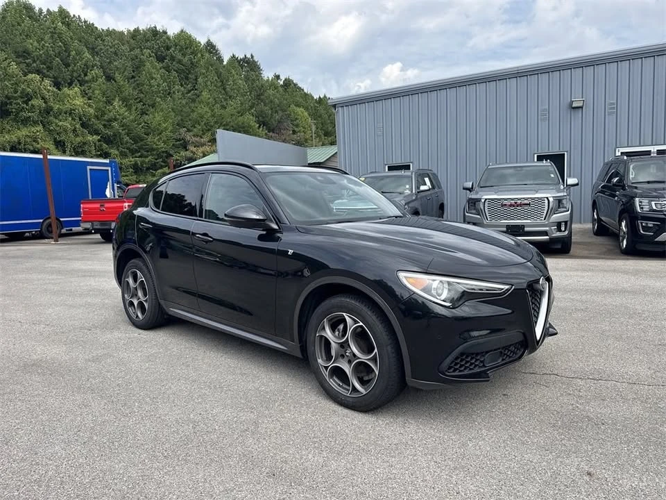 2022 Alfa Romeo Stelvio - Image 7 of 20